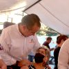 Acerca Toño Astiazarán atención y servicios del municipio a la colonia Ley 57