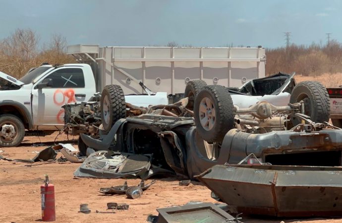 Desmantelan camionetas artilladas en Sonora