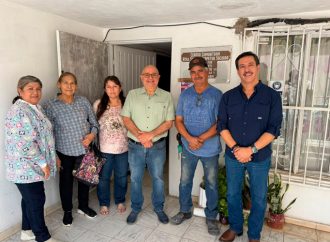 Apoya David Figueroa la labor de mujeres del Dispensario del Perpetuo Socorro