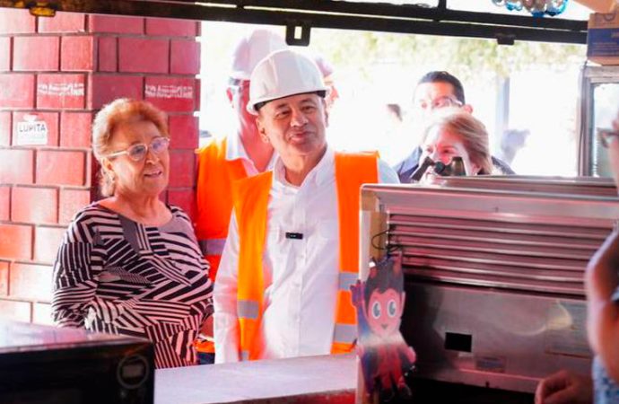 Durazo fortalece la economía local: crecen ventas en pequeños negocios de Sonora