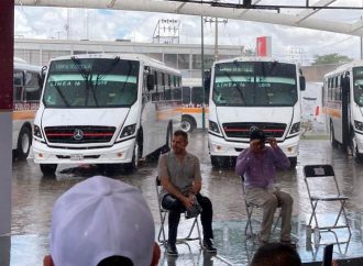 Entrega Alfonso Durazo pavimentaciones y unidades de transporte con beneficios para Cajeme