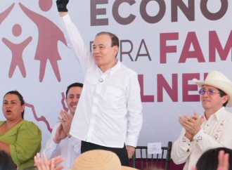 Entrega gobernador Durazo a miles de habitantes del sur apoyos de “Fortalecimiento Económico para Familias Vulnerables”