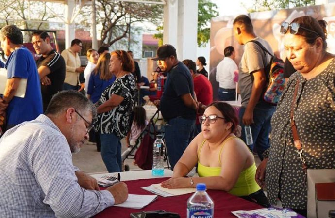 Gobernador Durazo lleva servicios gratuitos de la feria “Sonora Atiende” a la colonia Internacional