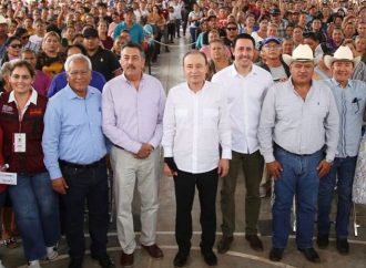 Familias del sur de Sonora agradecen a gobernador Durazo entrega de estímulos económicos