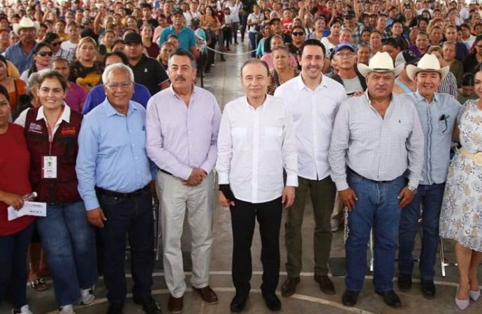 Familias del sur de Sonora agradecen a gobernador Durazo entrega de estímulos económicos