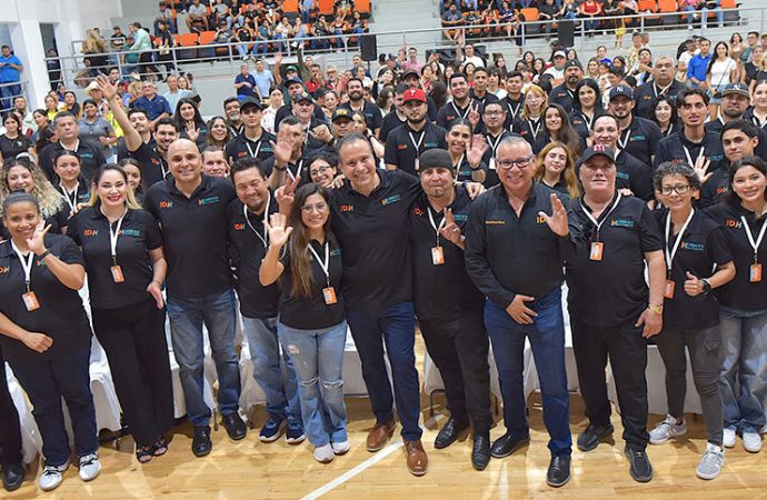 Inicia Toño Astiazarán los programas “Promotores CRECES en Deporte” y “Jugando Seguro en la H”