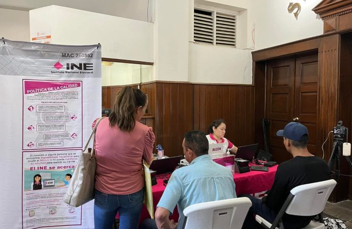 Se encuentran abiertos los módulos del INE para la credencial de elector