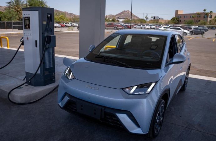 Electrolinera pública seguirá trabajando en vacaciones