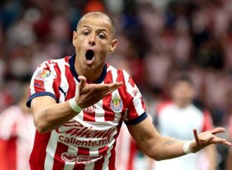 Chivas y Puma desconocen al Chicharito por comentarios machistas