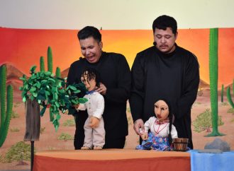 Invitan a la obra de teatro Andanzas del Desierto en el Parque Infantil