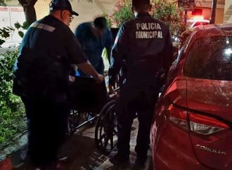 Auxilian a mujer embarazada tras sufrir golpe de calor en Hermosillo