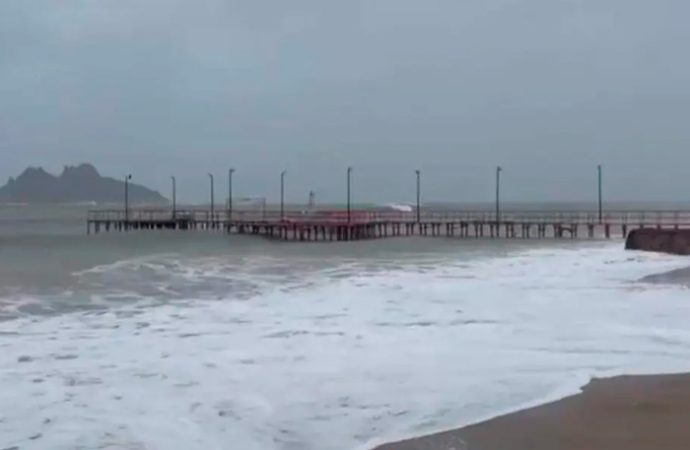 Fuertes vientos en Bahía de Kino: emiten alerta y exhortan a no ingresar al mar
