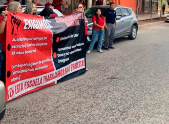 No descartan maestros federalizados movilizaciones durante vacaciones