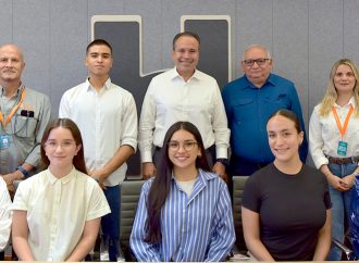 Astiazarán respalda ideas de jóvenes universitarios para frenar el cambio climático en Hermosillo