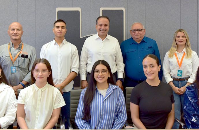 Astiazarán respalda ideas de jóvenes universitarios para frenar el cambio climático en Hermosillo