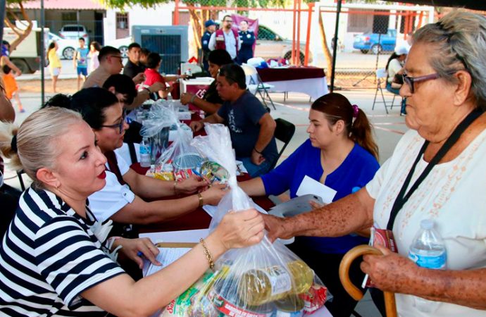 Con Sonora Atiende, gobernador Durazo lleva servicios gratuitos a la colonia Jorge Valdez Muñoz