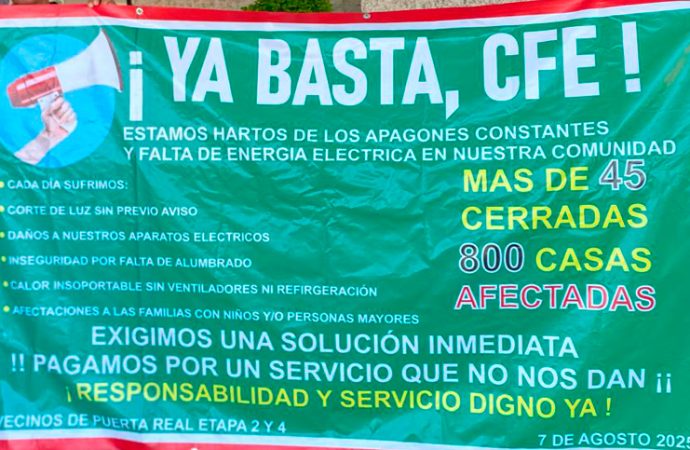 “¡Ya basta, CFE!”: Vecinos de Puerta Real protestan contra apagones diarios en Hermosillo