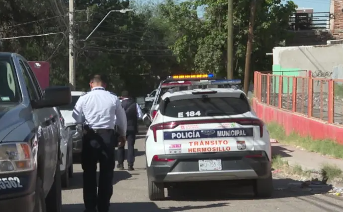 Hombre ataca a policía municipal con cuchillo en La Matanza, en Hermosillo
