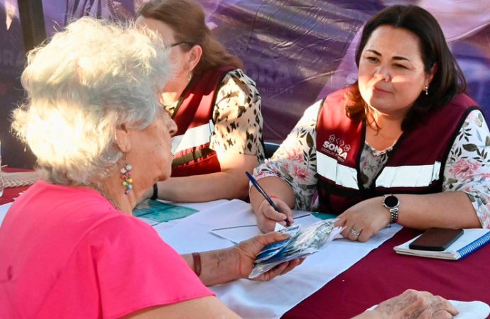 Con “Sonora Atiende” gobernador Durazo lleva servicios gratuitos a la colonia Las Amapolas