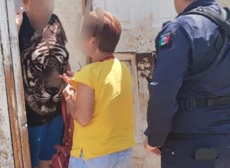 Auxilian a mujer tras sufrir golpe de calor en colonia Centenario