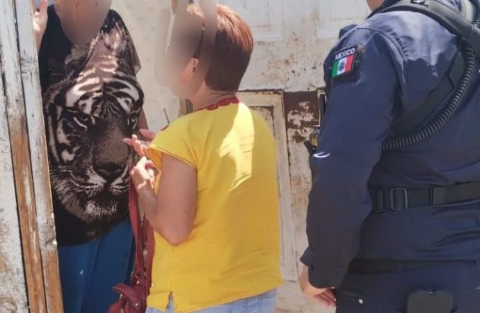 Auxilian a mujer tras sufrir golpe de calor en colonia Centenario
