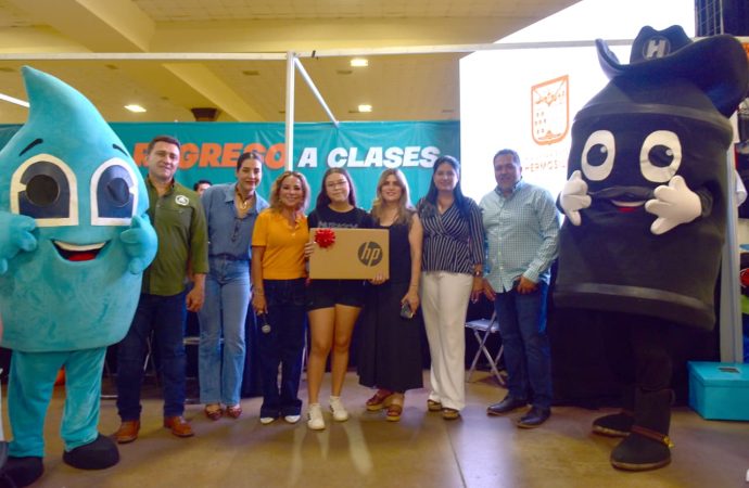 Apoya Ayuntamiento de Hermosillo a contribuyentes cumplidos en Feria de Regreso a Clases