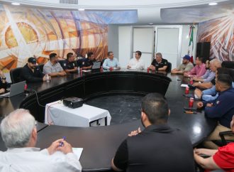 Encabeza Elías Retes reunión de coordinación para la temporada de lluvias y huracanes 2025