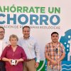 Toño Astiazarán y Coca-Cola regalan 10 mil regaderas ecológicas