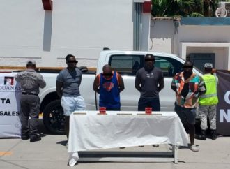 Detienen en Sonora a nigerianos con material bélico