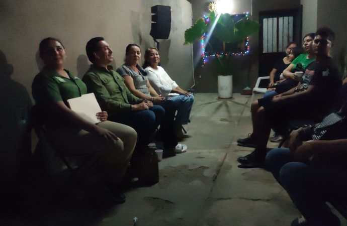 Cumple David Figueroa con vecinos de la colonia Sonacer