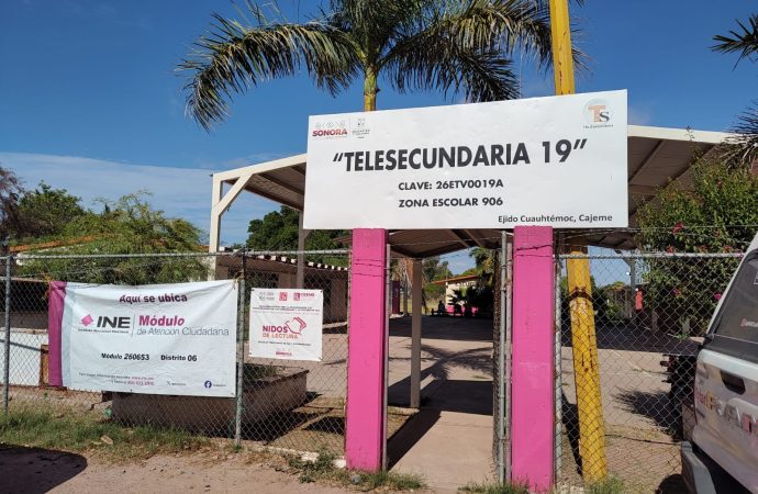 Continúa unidad móvil del INE llevando servicios a comunidades