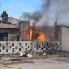 Sofocan incendio en llantera de Hermosillo