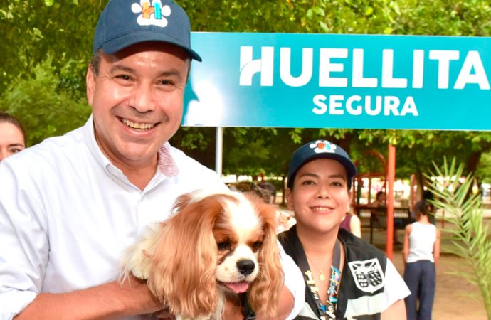 Lanza Toño Astiazarán “Huellita Segura” para protección de animales de compañía en Hermosillo
