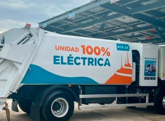 Entrega Toño Astiazarán 25 camiones eléctricos para recolección de basura
