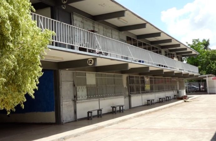 Espera Educación Municipal solicitudes para limpieza de planteles educativos