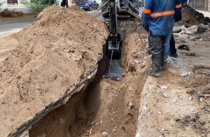 Trabaja Agua de Hermosillo para restablecer servicio en el centro de la ciudad
