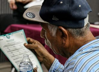 Entregan 178 actas y certificados corregidos a ciudadanos de Navojoa