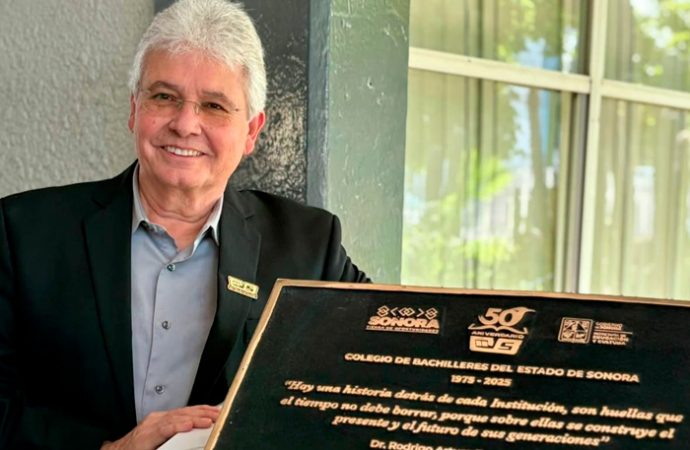 Celebran el 50 aniversario del Cobach Sonora con ceremonia especial