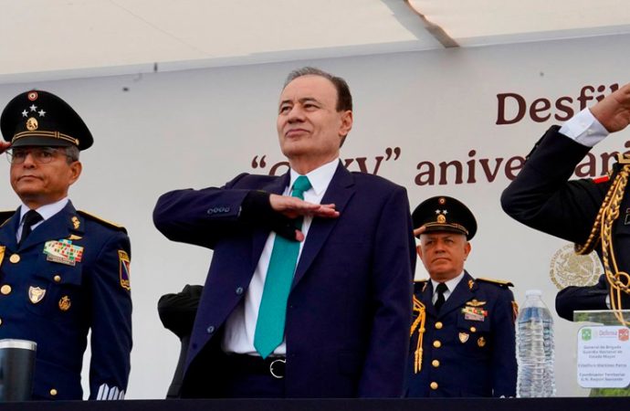Conmemora gobernador Durazo el 215 aniversario de la Independencia de México con desfile cívico-militar