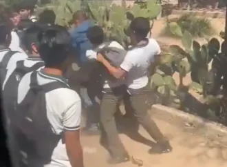 Estudiantes de Conalep III agreden a hombre en Hermosillo; escuela aclara la situación