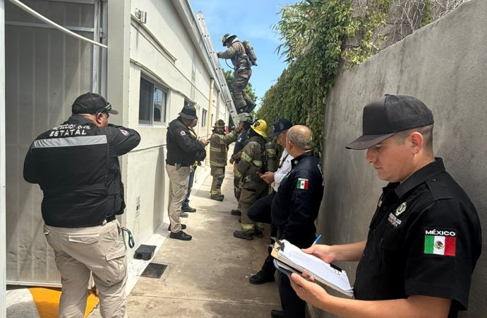 Evacúan a 155 menores tras activación de alarma en guardería de Hermosillo