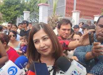 Destaca Dena Camarena la elección de la Rectoría de la Unison como parte del informe del gobernador