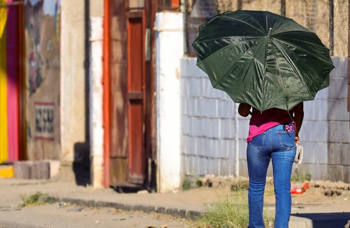 Frente frío se desvía de Sonora, pero traerá descenso de temperaturas y lluvias