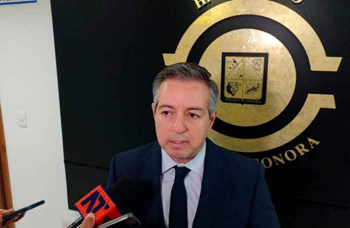 Propone Omar del Valle garantizar el patrimonio familiar