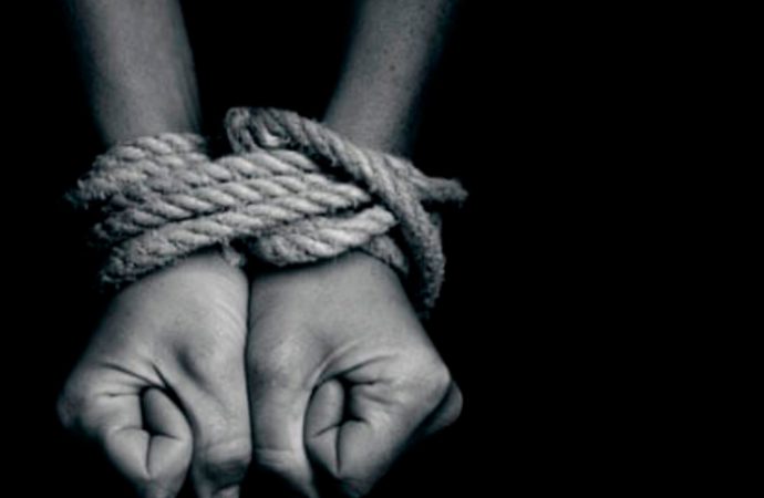 Mujer que fingió su secuestro está vinculada a proceso
