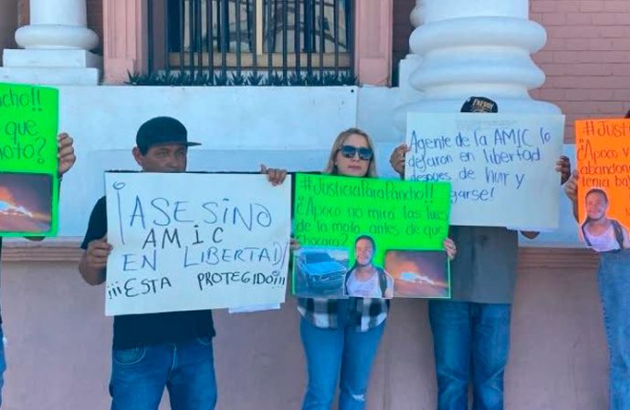 Juez permite libertad a agente de la AMIC que atropelló y mató a motociclista en San Carlos