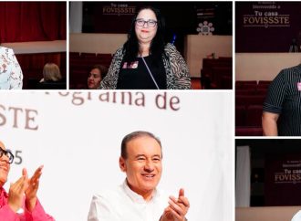Beneficiarios agradecen a gobernador Durazo por entrega de escrituras que dan certeza a su patrimonio
