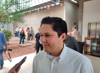 Denuncian a “coyotes” que cobran por registrar a las convocatorias de becas