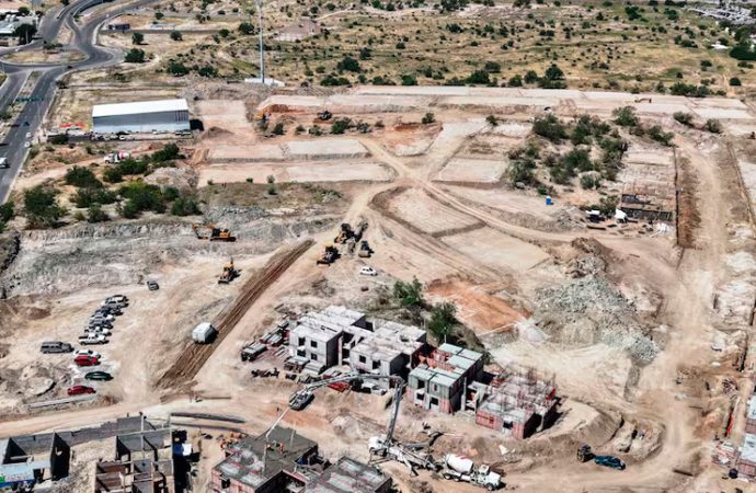 Infonavit ajustará casas del Bienestar en Sonora ante reclamos sindicales
