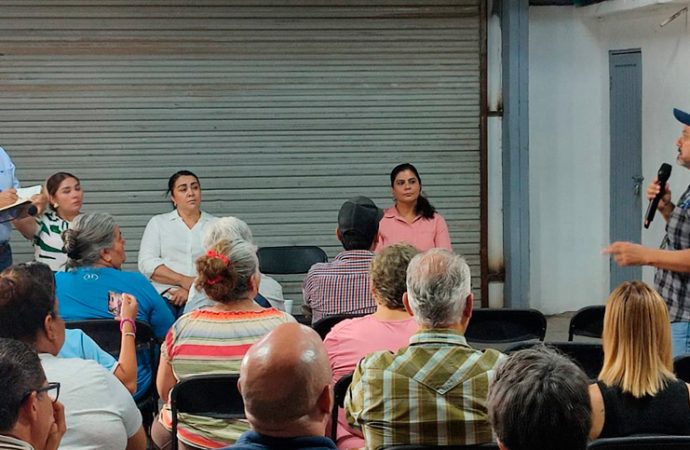 Trabaja David Figueroa en la gestión de pavimentación de más de 100 calles de Hermosillo
